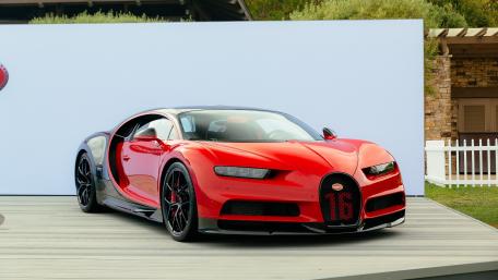 Sleek Bugatti Chiron in Red wallpaper