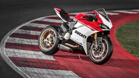 Ducati Superbike on Track wallpaper