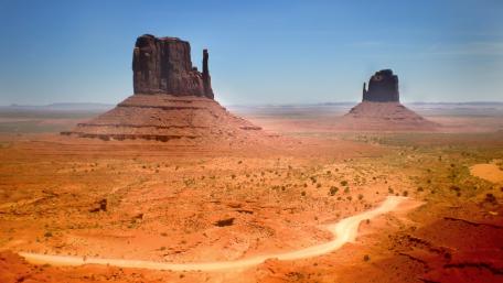 Monument Valley, West and East Mitten Buttes wallpaper