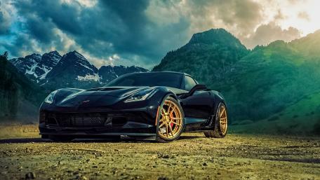A perfect Chevrolet Corvette in the nature wallpaper