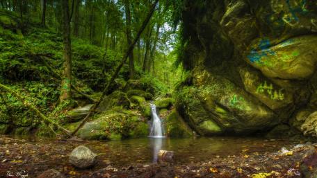 Small waterfall wallpaper