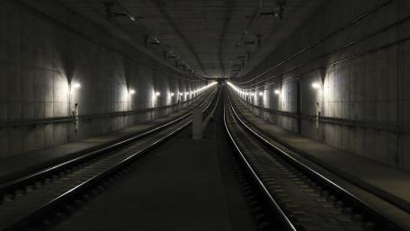 Railway Tunnel in Leipzig wallpaper