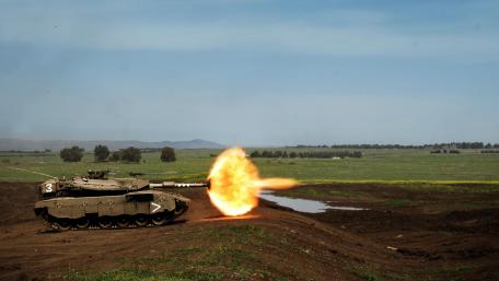 Muzzle Flash from a Tank wallpaper