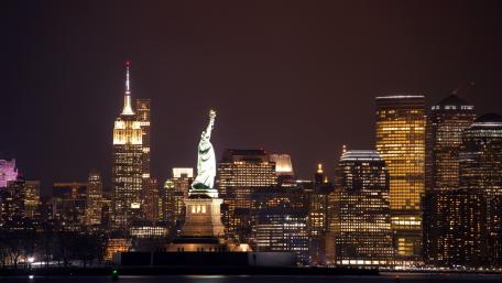 Statue of Liberty by night wallpaper