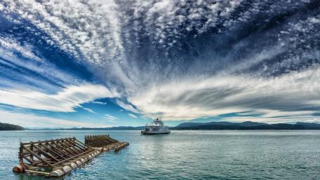 Serene Voyage Across Tranquil Waters wallpaper
