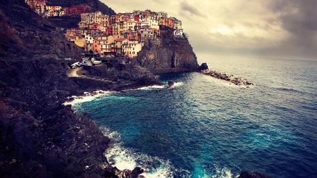 Manarola, Cinque Terre wallpaper
