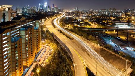Freeway in Kuala Lumpur at Night wallpaper