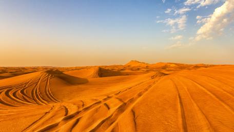Dubai desert wallpaper