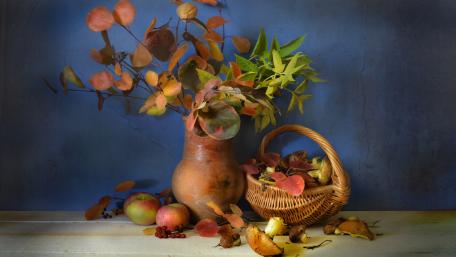 Autumn Still Life with Apples and Leaves wallpaper