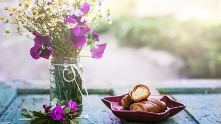 Delightful Strudel and Floral Bouquet Wallpaper wallpaper