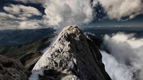 Mount Khustup, Armenia wallpaper