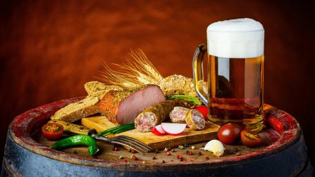 Savory Delights and Refreshing Brews wallpaper