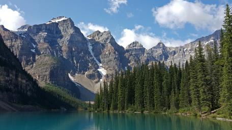 Moraine Lake, Banff National Park wallpaper