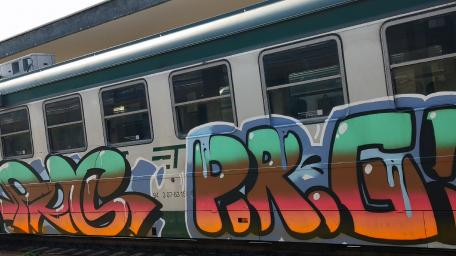 Vibrant Graffiti Train Art wallpaper