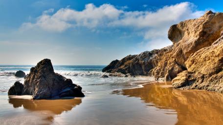 Praia da Rocha, Portugal wallpaper