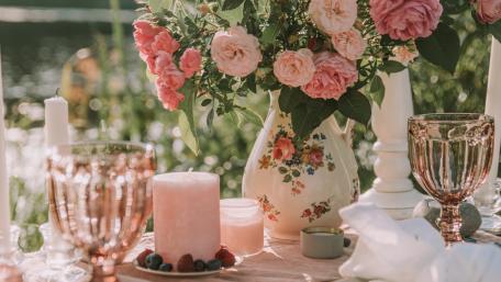 Elegant Floral Arrangement on a Table wallpaper