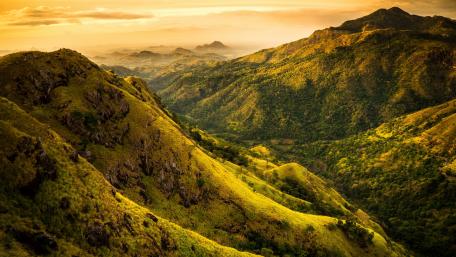 Majestic Mountain Valley at Sunset wallpaper