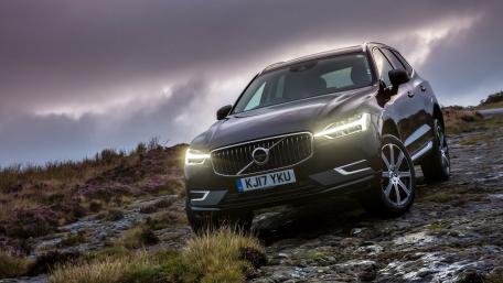 Volvo SUV in Stunning 4K Clarity wallpaper