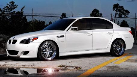 Sleek BMW in Pristine White Finish wallpaper