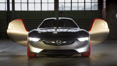 Futuristic Opel Concept Car Design wallpaper