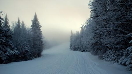Snowy road wallpaper