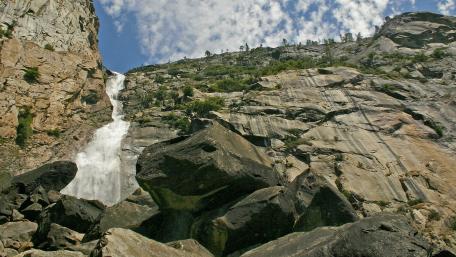 Yosemite National Park, Wapama Falls wallpaper