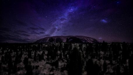 Ayers Rock Under Stars wallpaper