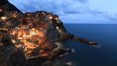 Manarola and the Ligurian Sea wallpaper