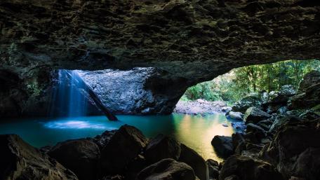Natural Bridge, Springbrook National Park wallpaper