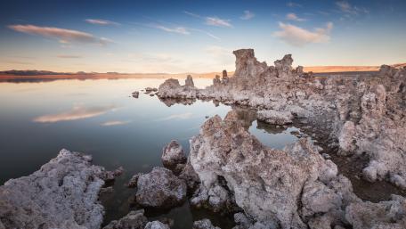 Majestic Coastal Rock Formation at Dawn wallpaper