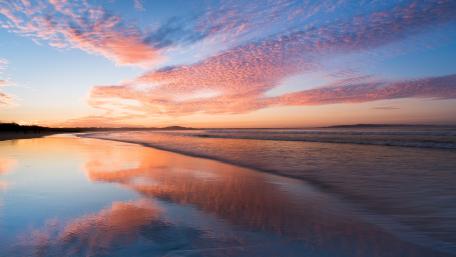 Sunrise reflection wallpaper