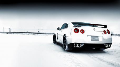 Nissan Skyline GT-R wallpaper