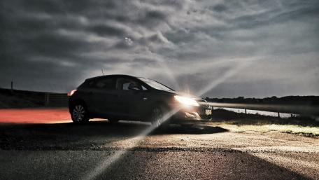 VW Car at night wallpaper