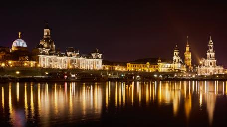 Serene Cityscape Illuminated by Night Lights wallpaper