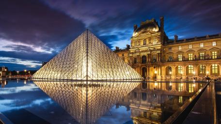 Louvre wallpaper