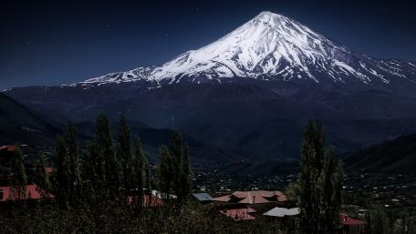 Mount Damavand by night wallpaper