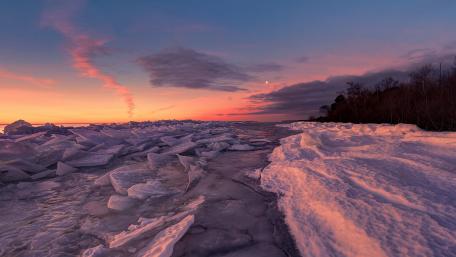 Frozen lake wallpaper