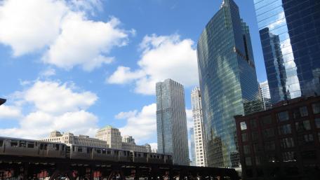 Train Crossing the Lake Street Bridge in Chicago wallpaper