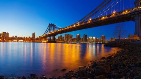 Manhattan Bridge from Brooklyn Bridge Park wallpaper