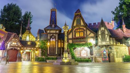 Charming Village at Twilight wallpaper