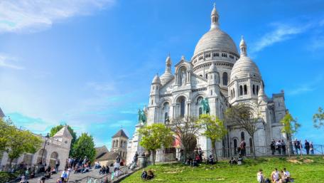 Charming Basilica Against a Bright Sky wallpaper