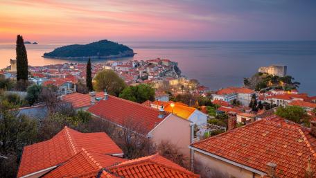 Stunning Sunset Over Dubrovnik’s Rooftops wallpaper
