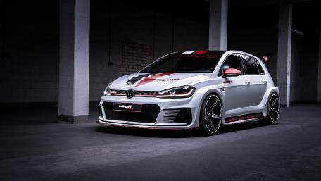 Sleek Modern Car Design for Enthusiasts wallpaper