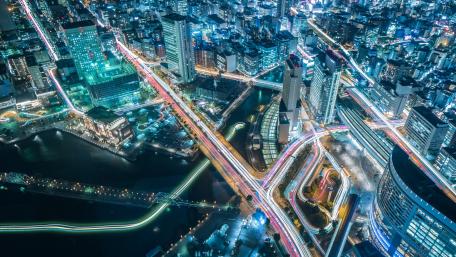 Vibrant Metropolis at Night wallpaper