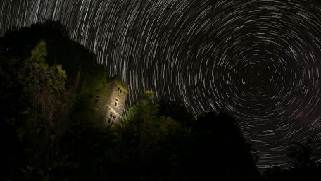 Star trails wallpaper