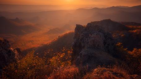 Majestic Mountain Sunset Views wallpaper