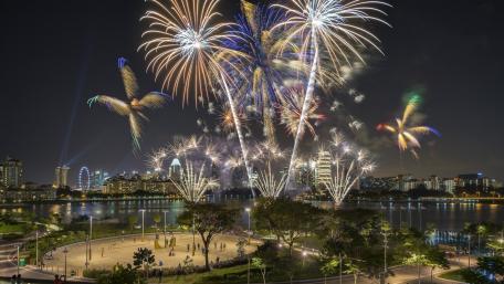 Fireworks in Singapore wallpaper