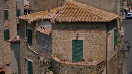 Tuscany house wallpaper