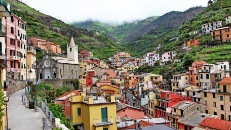 Church of San Giovanni Battista, Riomaggiore wallpaper