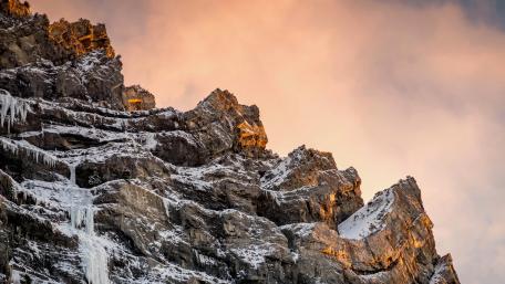 Winter Sunrise on Rocky Ridge wallpaper